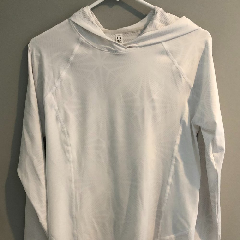 Women's Under Armour white hoodie size small